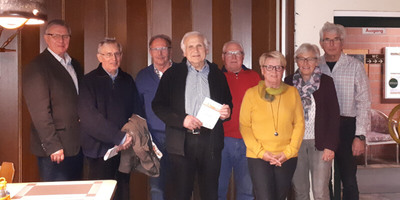 v.l.n.r.: Heinz Hartmann, Hermann Heps (55.DSA), Werner Berlips (45.DSA), Helfried Rodemerk (60.DSA), Jürgen Steding (55.DSA), Ursel Schneider (45.DSA), Gertrud Depping (45.DSA), Sven Finne (50.DSA)
